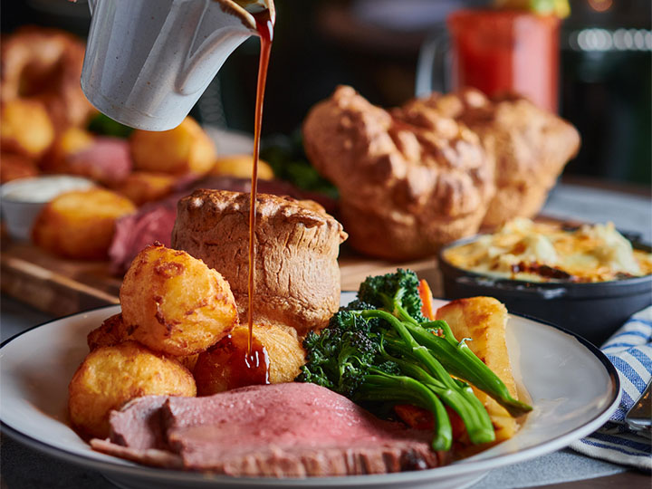 You Can’t Beat a Classic Sunday Roast!